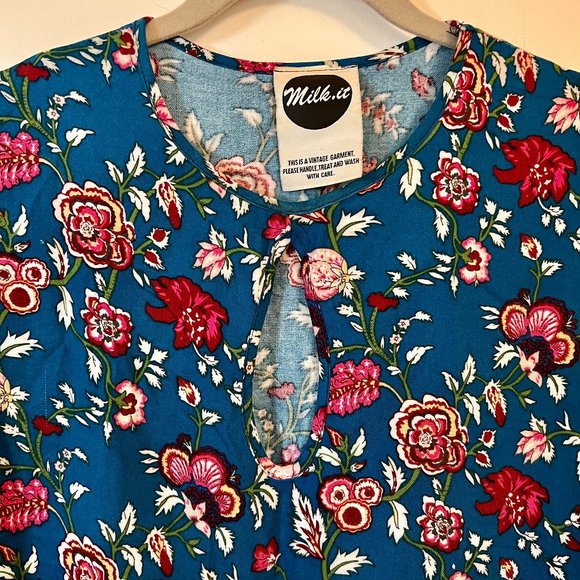 Milk It Vintage Blue Floral Fabric Shift Dress with tear drop cutout sz M - Picture 4 of 5
